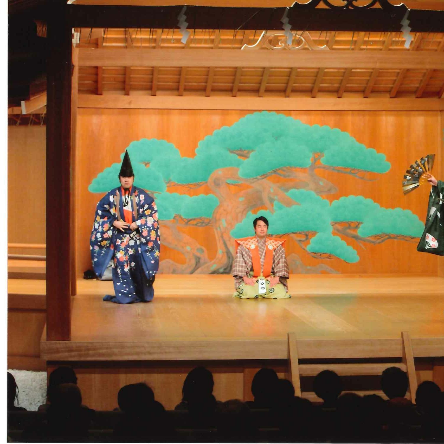 Kyôgen en langue des signes 手話狂言『瓜盗人(うりぬすびと)』『鶏聟(にわとりむこ) 』 日本ろう者劇団